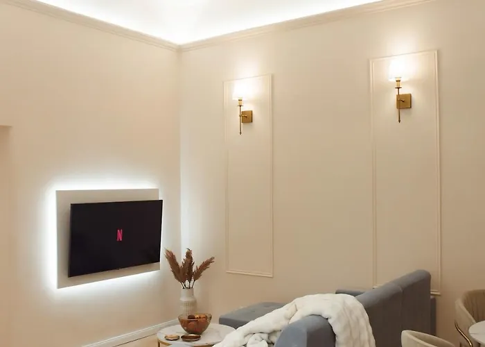 New Downtown Apt W Breakfast&Parking Option